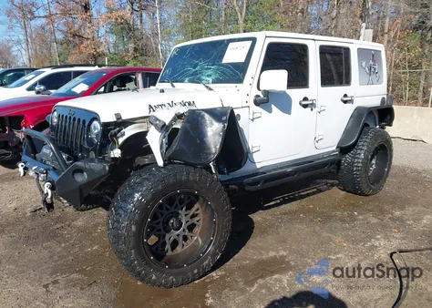 2012 Jeep Wrangler Unlimited Sahara z USA, uszkodzony, nr VIN 1C4HJWEG8CL227867